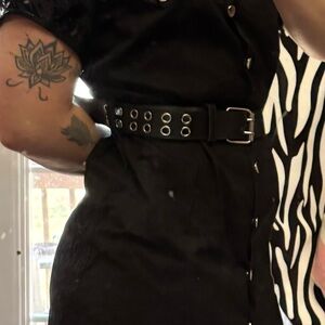 Black Grommet Waist Belt - Classic Women's Accessory